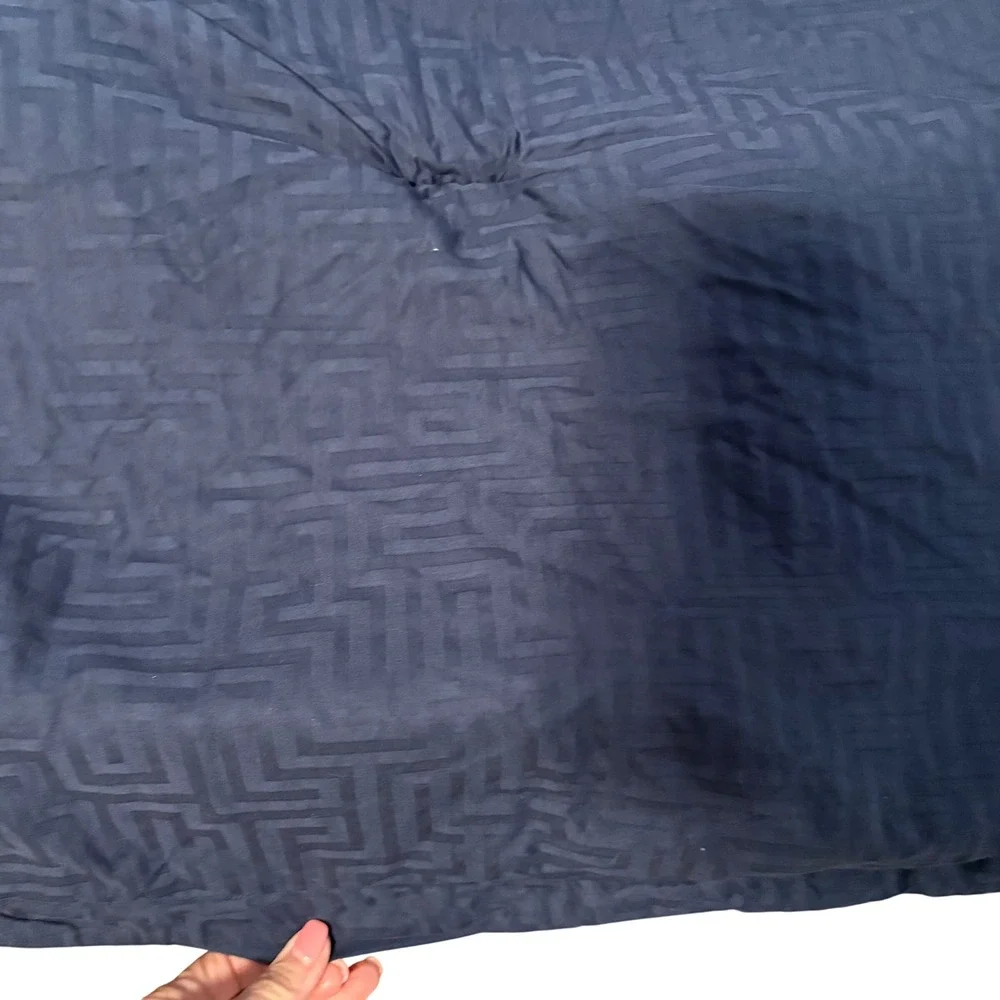 Liz Claiborne Navy‎ Blue Geometric Labyrinth Cotton Comforter 90x96 Full Queen